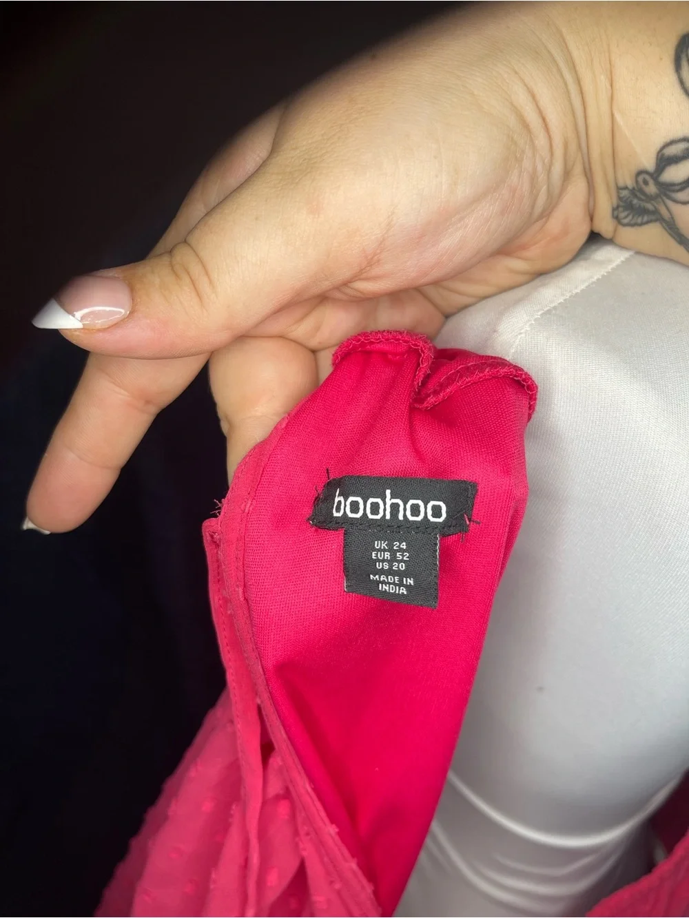 Boohoo Hot Pink Tiered V‑Neck Maxi Dress